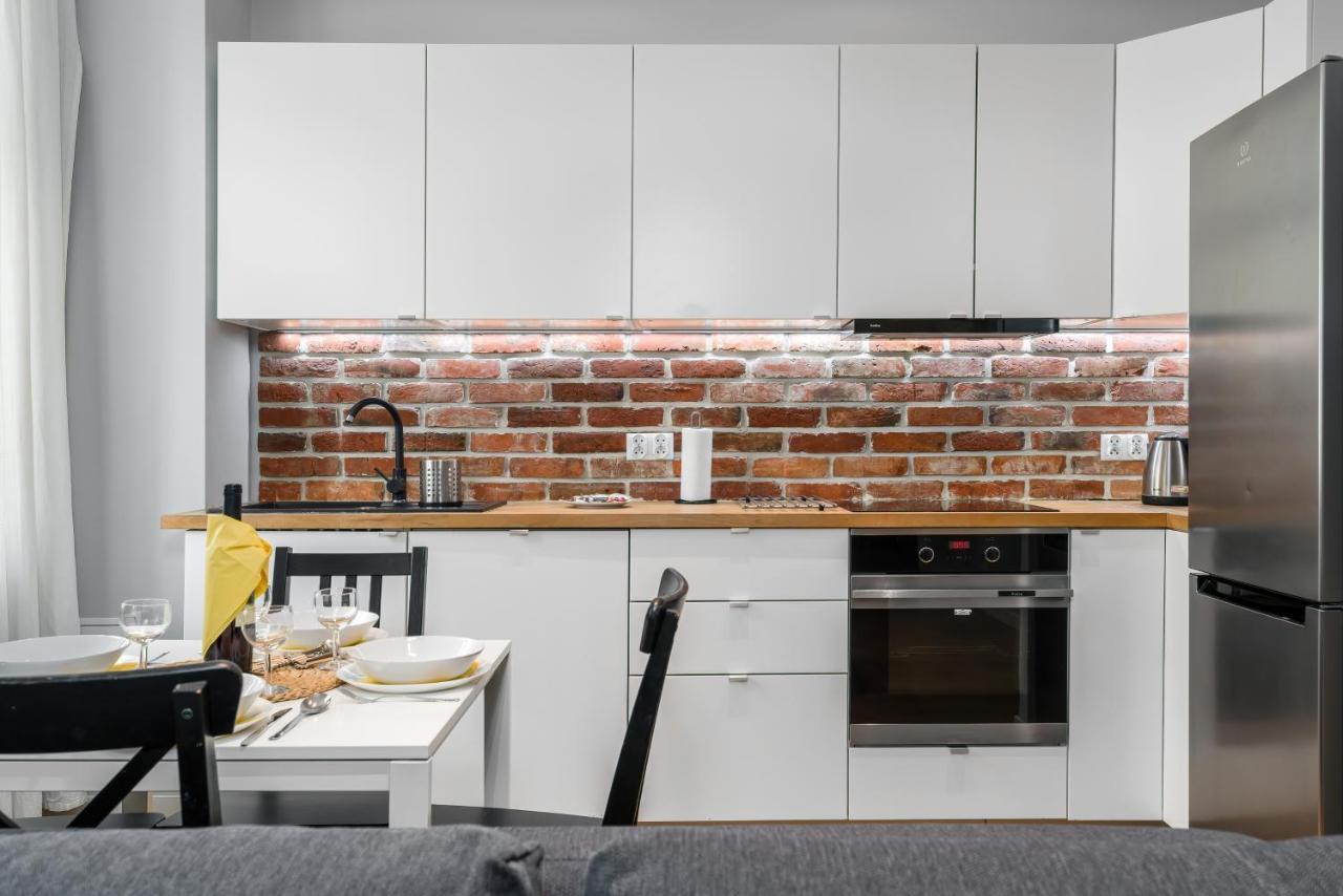 פוזנן Old Town Apartment Garbary By Noclegi Renters מראה חיצוני תמונה