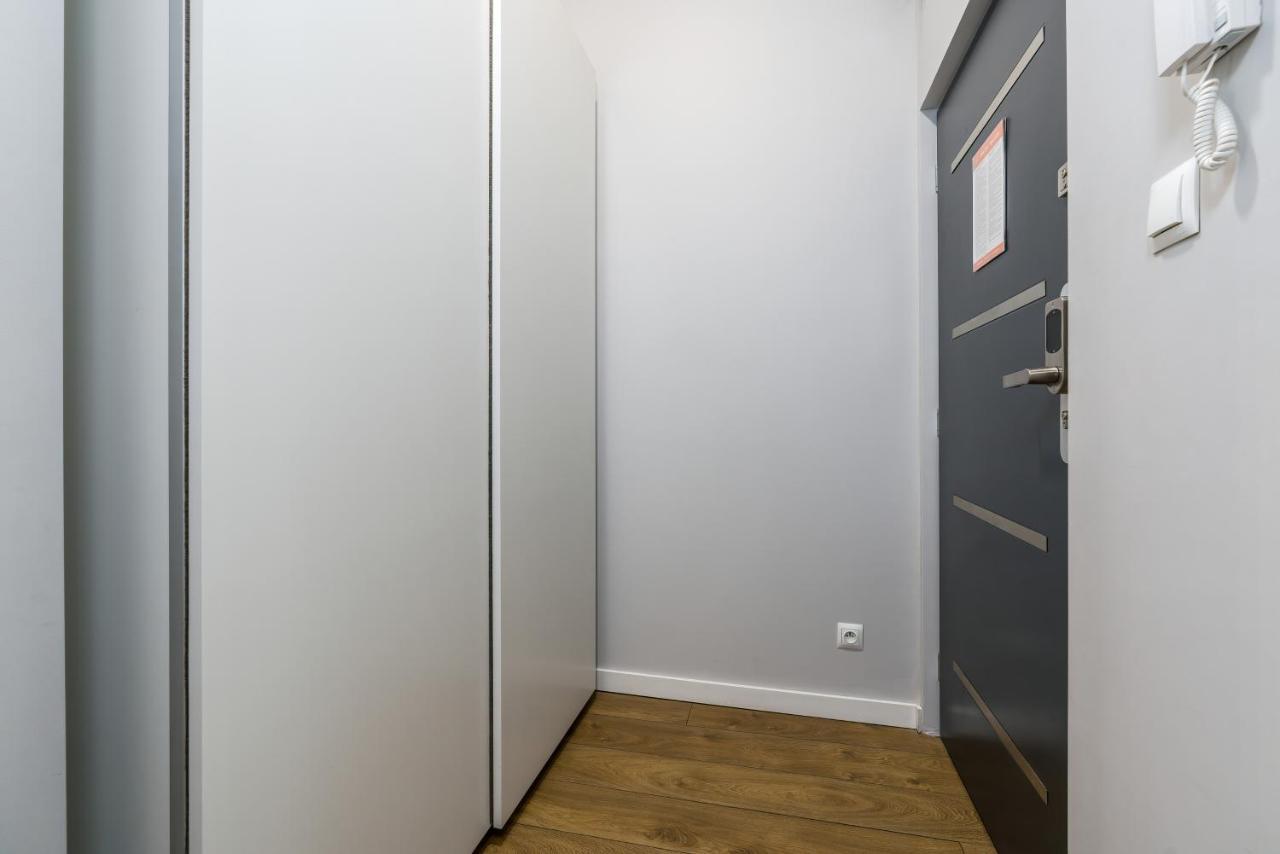 פוזנן Old Town Apartment Garbary By Noclegi Renters מראה חיצוני תמונה