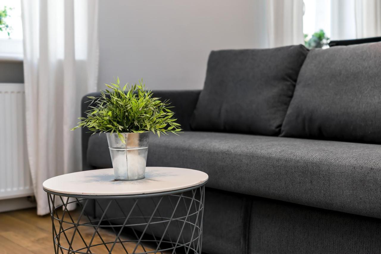 פוזנן Old Town Apartment Garbary By Noclegi Renters מראה חיצוני תמונה